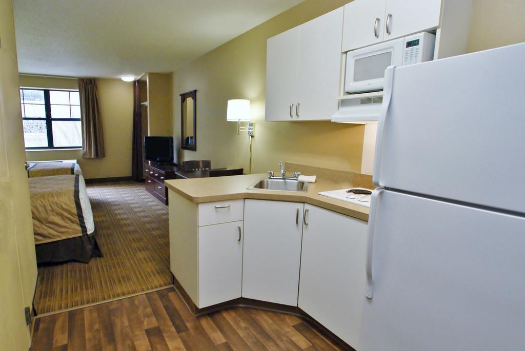 Extended Stay America Select Suites - Phoenix - Deer Valley Exterior photo